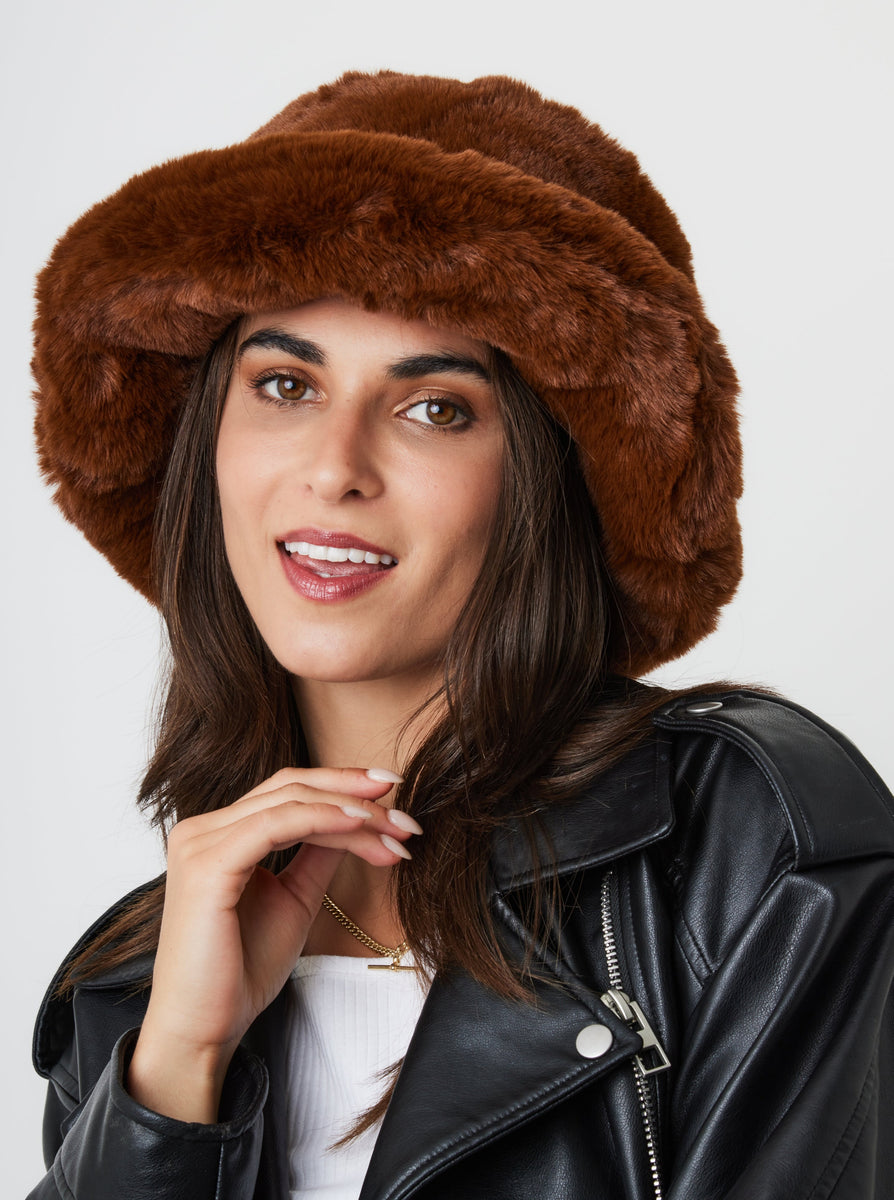 Fur Plush Bucket Hat in Brown