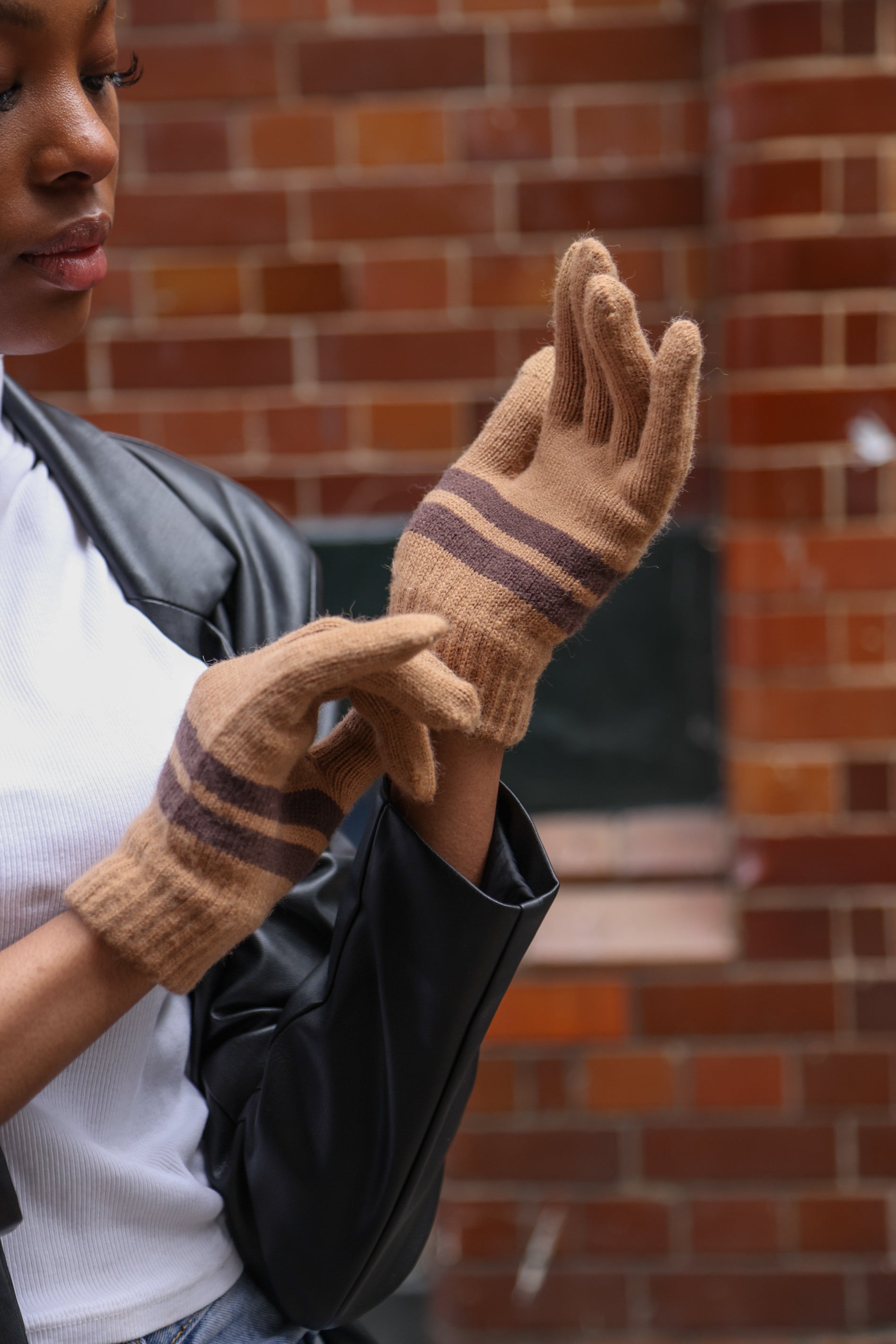 My Accessories London Knitted Stripe Gloves in Brown and Black | Basics | Women's Accessories | Multipack | Autumn | Winter | knitted